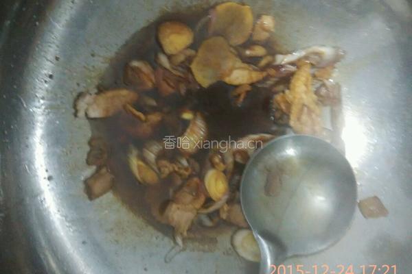 肉片香菇炖莲藕的做法图解6
