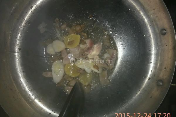 肉片香菇炖莲藕的做法图解5