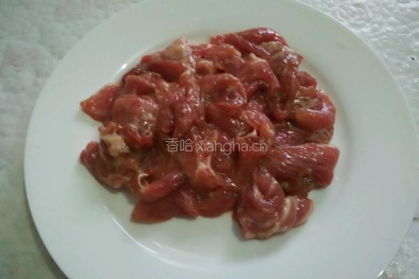 牛肉炒洋葱的做法图解2