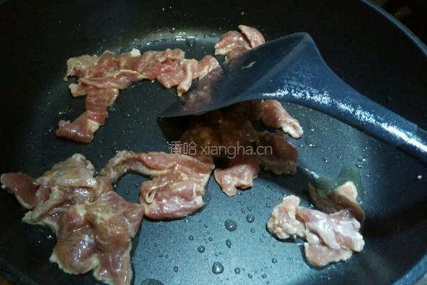 牛肉炒洋葱的做法图解3