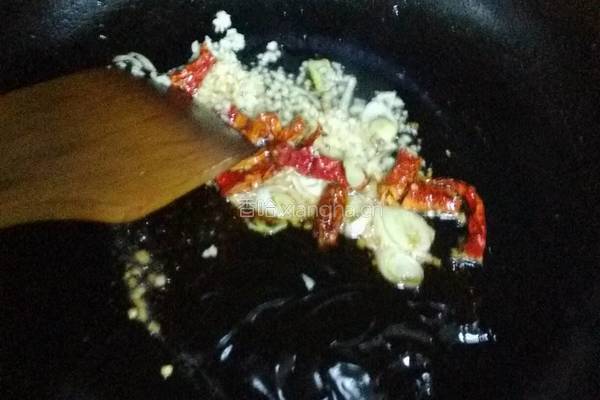 蒜蓉蚝油蚬子的做法图解3