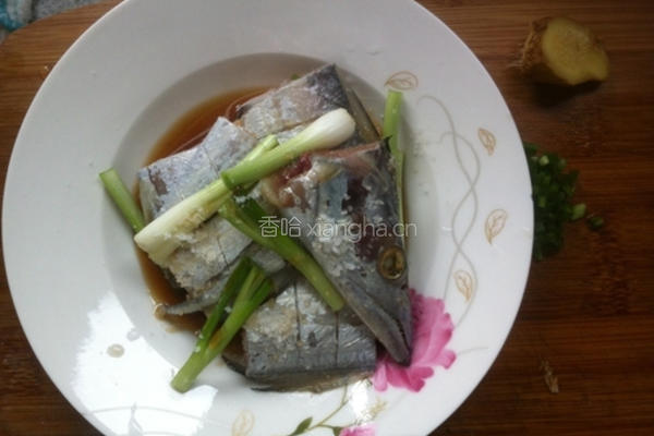 香煎带鱼的做法图解2
