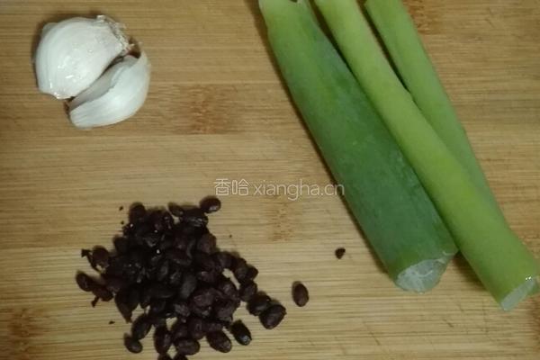 豆鼓焖排骨的做法图解3
