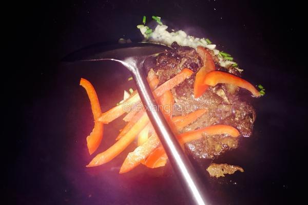豆豉鲮鱼油麦菜的做法图解8