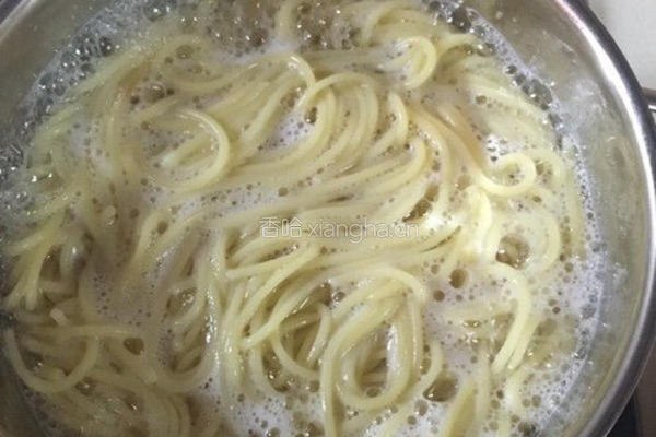 意大利肉酱面的做法图解2