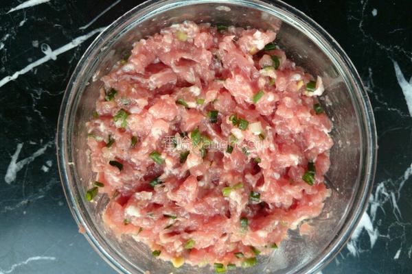 糯米猪肉水晶丸的做法图解6