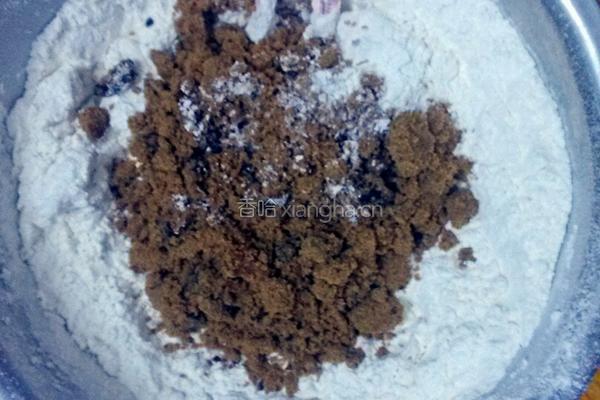 椰蓉红豆面包的做法图解2