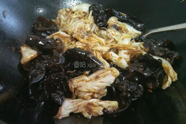 白菜炒木耳的做法图解6