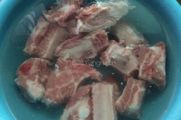 豆豉蒸排骨的做法图解1