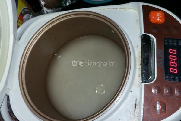 辣白菜寿司卷的做法图解1