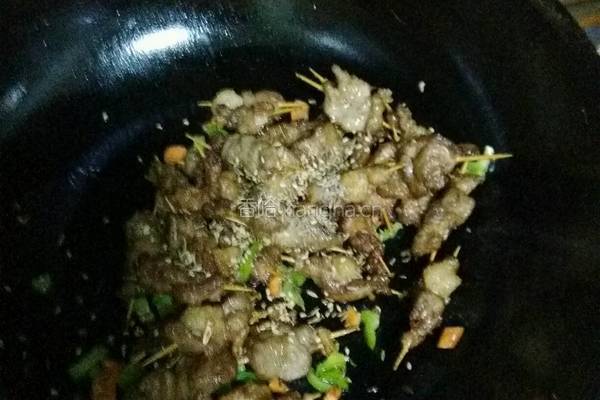 自制迷你牛肉串的做法图解7