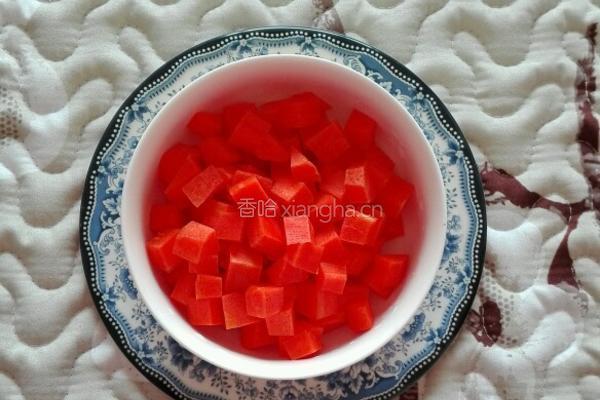 胡萝卜番茄炒鸡蛋的做法图解3