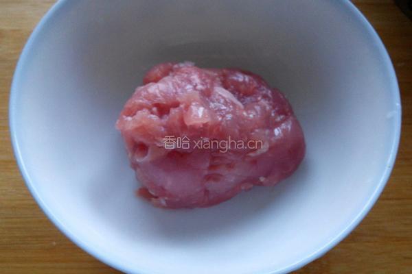 银梨炒肉的做法图解2