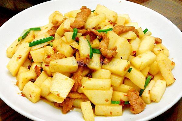 银梨炒肉的做法图解6