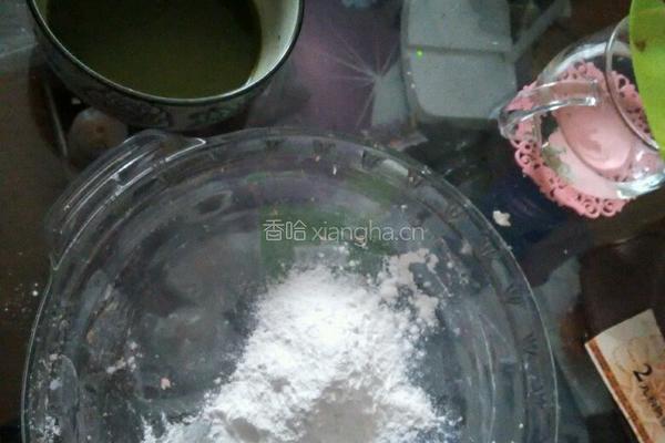 米酒彩色小汤圆的做法图解2