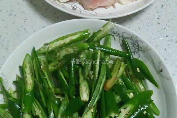尖椒回锅肉的做法图解1