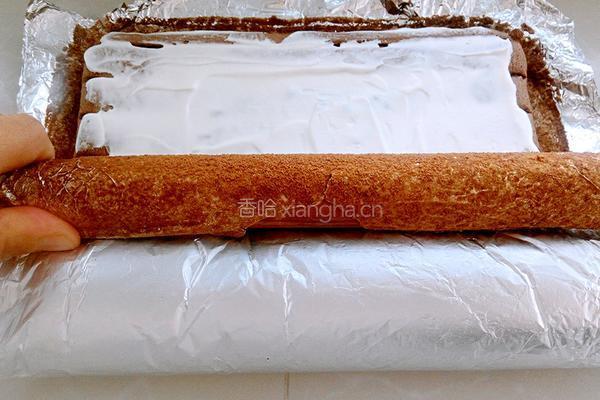 可可奶油蛋糕卷的做法图解22