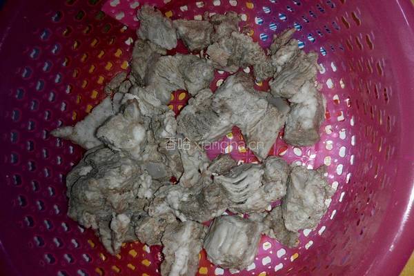 排骨胡萝卜姜暑汤的做法图解1