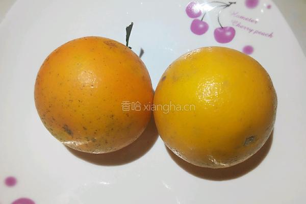 盐蒸橙子的做法图解1