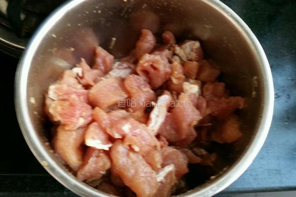酥肉的做法图解1