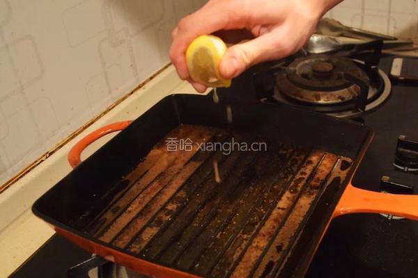 煎牛排的做法图解7
