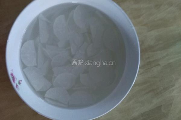 糖醋白萝卜的做法图解2