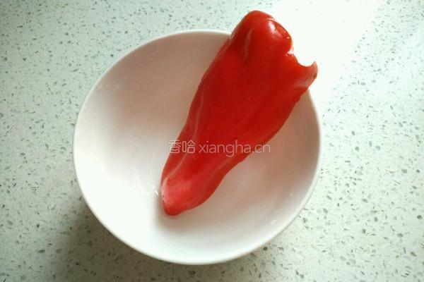 豌豆炒火腿的做法图解2