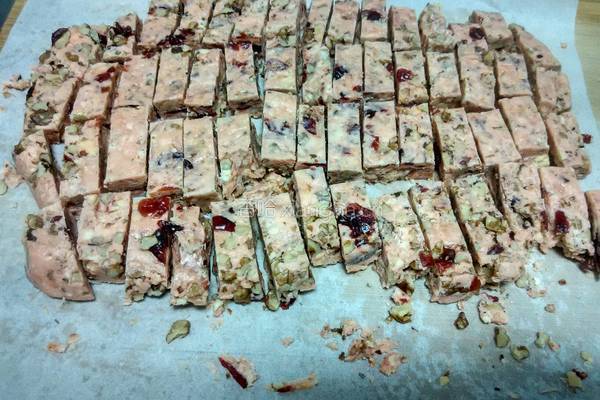 核桃蔓越莓牛轧糖的做法图解11