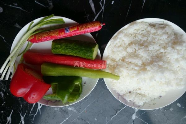 番茄酱香饭的做法图解1