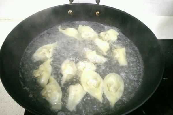 木耳鲜肉馅馄饨的做法图解22