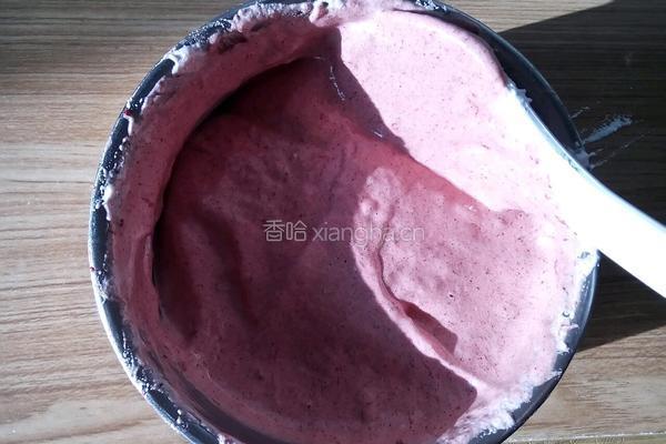 草莓彩绘蛋糕卷的做法图解9