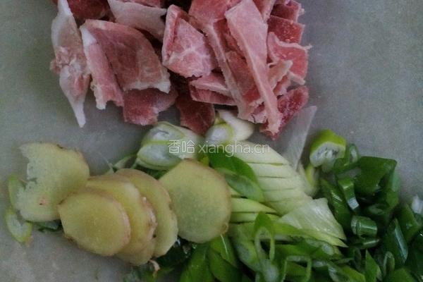 肉片甜椒的做法图解1