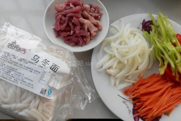 炒乌冬面的做法图解1