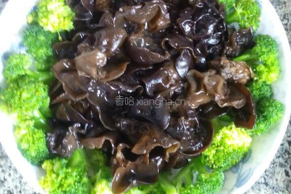 木耳西兰花的做法图解4