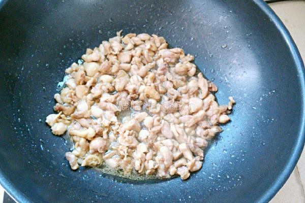 鸡肉蒸芋头的做法图解7