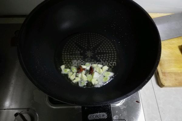 豆苗炒油皮的做法图解2