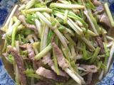 蒜苗炒肉丝的做法[图]