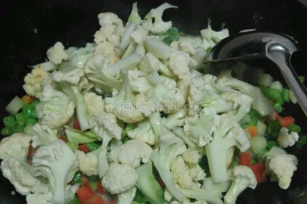 什锦烩麻食的做法图解6