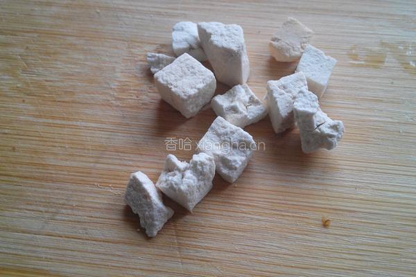 茯苓红糖坚果粥的做法图解4