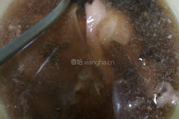 浓香鸡肉汤面的做法图解2