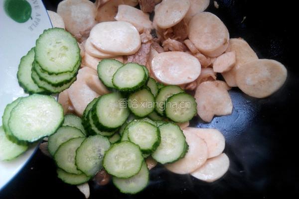 黄瓜杏鲍菇炒肉的做法图解6