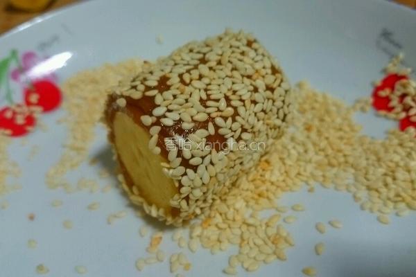 黄粑香蕉芝麻卷的做法图解4