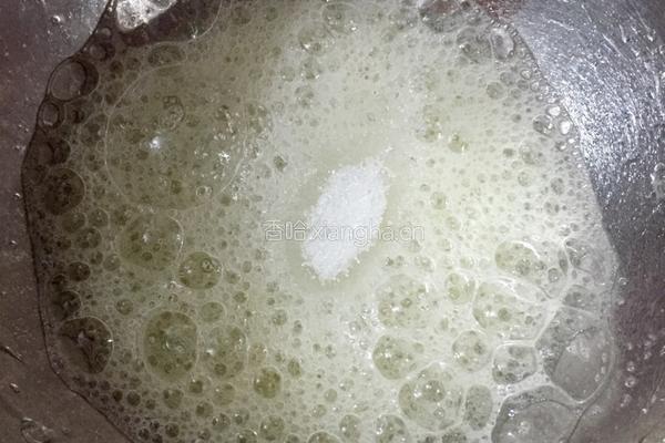 无油可可巧克力纸杯蛋糕的做法图解3