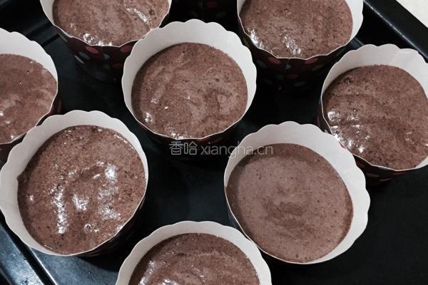 无油可可巧克力纸杯蛋糕的做法图解13