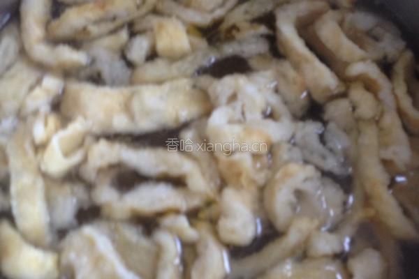 瑶柱花胶汤的做法图解4