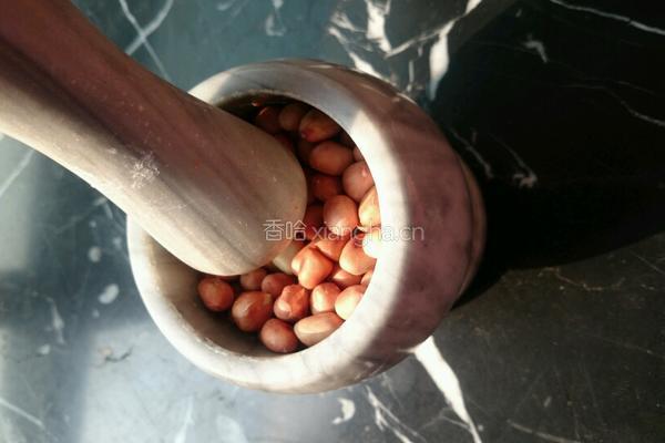 芝麻花生糖的做法图解5