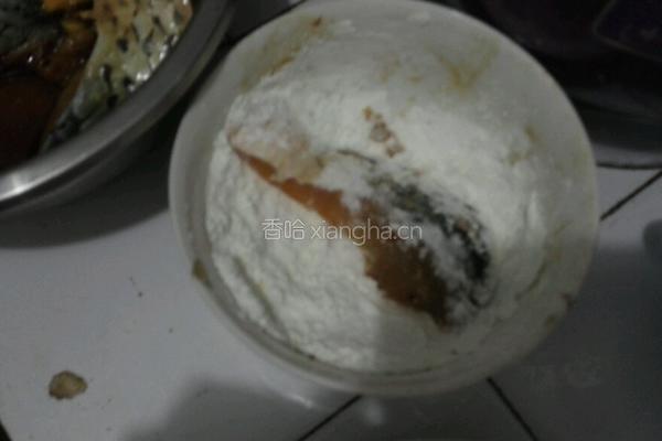 炸鱼块的做法图解2