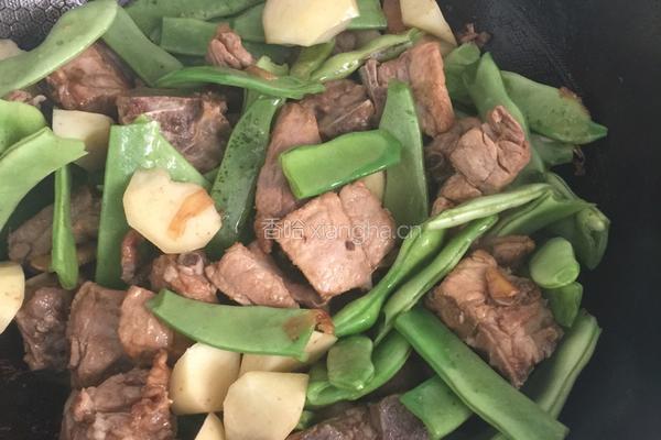 排骨炖豆角土豆的做法图解5