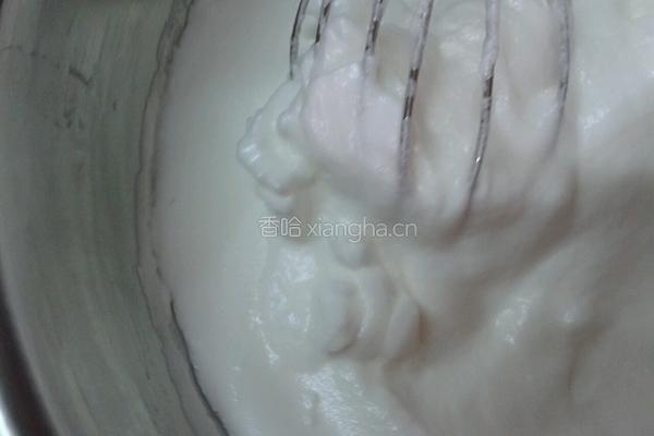 戚风蛋糕的做法图解9