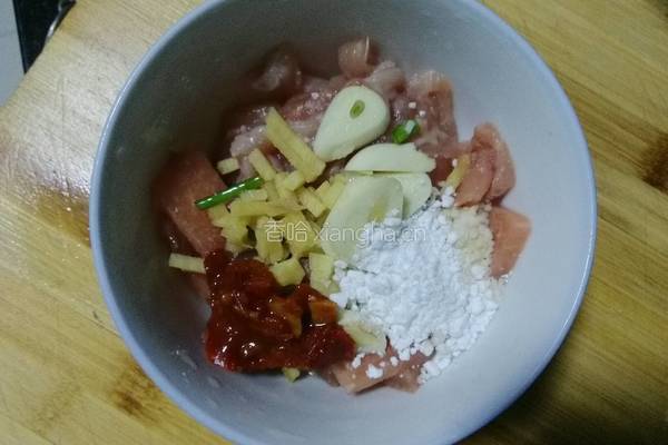 蘑菇炒肉片的做法图解3